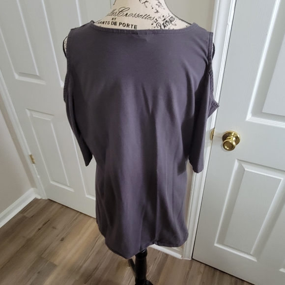 Torrid grey cold shoulder top Women's plus Size 3X - Picture 4 of 6